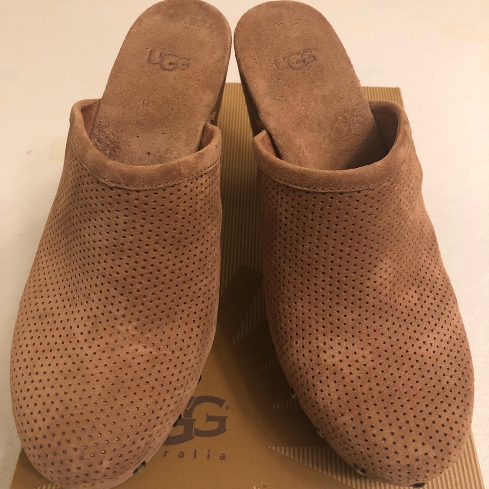 Ugg mules